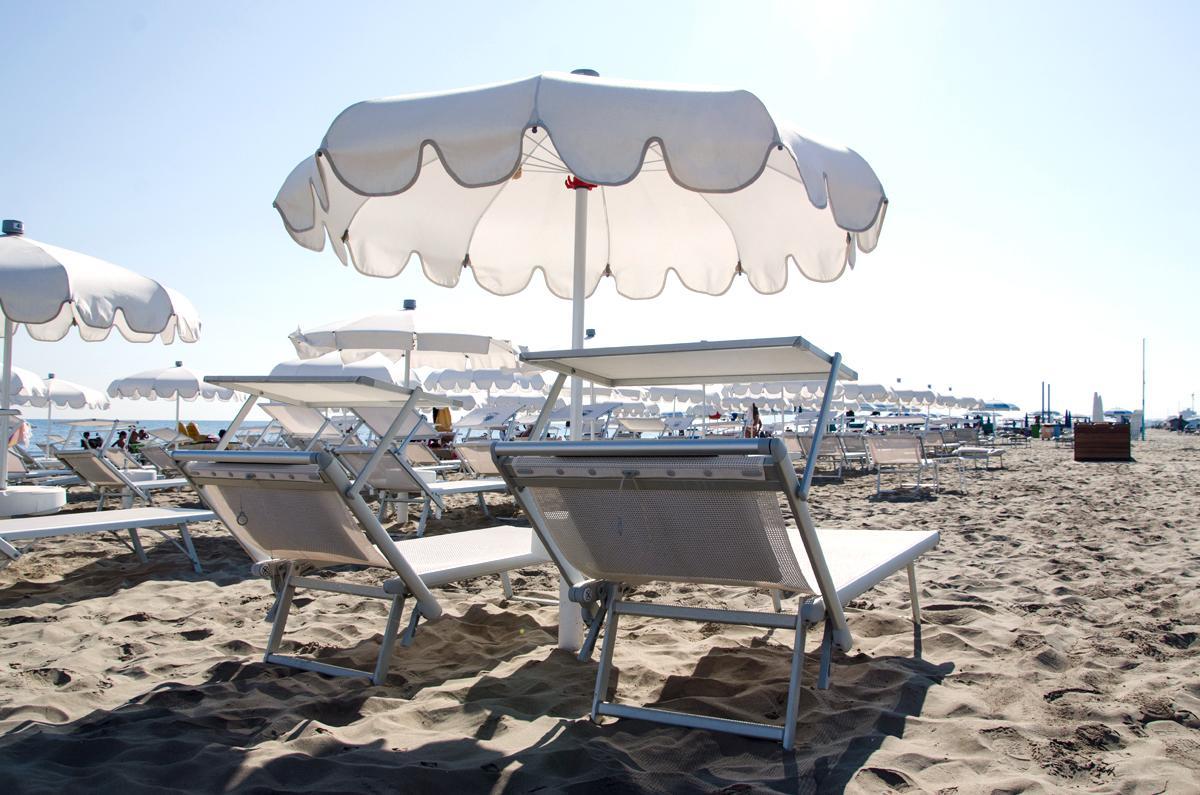 Residence Le Spiagge Rimini Exterior photo
